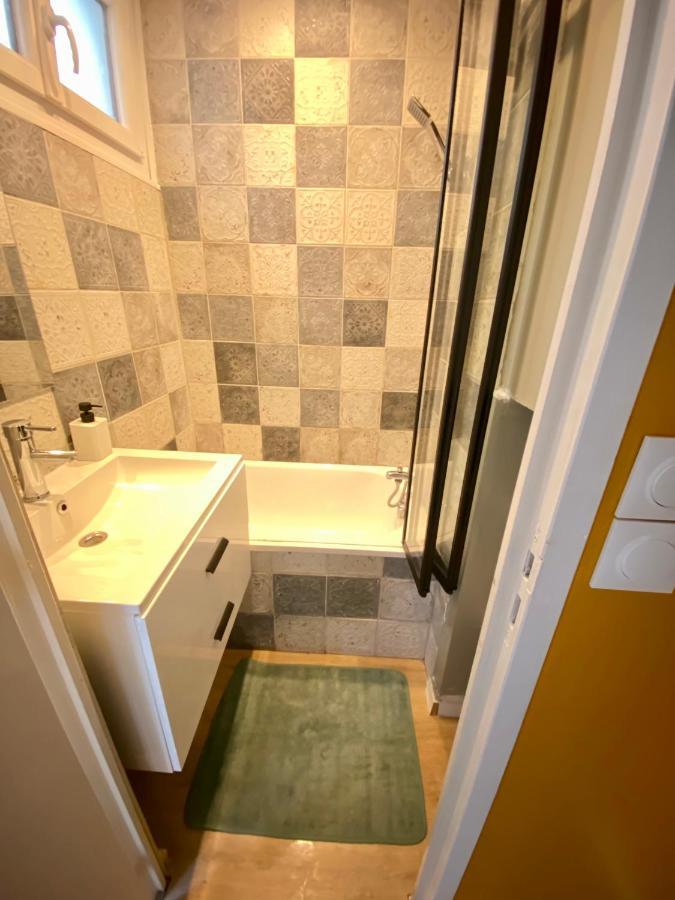 شقة T2 Cosy / Quartier Calme / Magasins D'Usine A Proximite Saint-Julien-les-Villas المظهر الخارجي الصورة