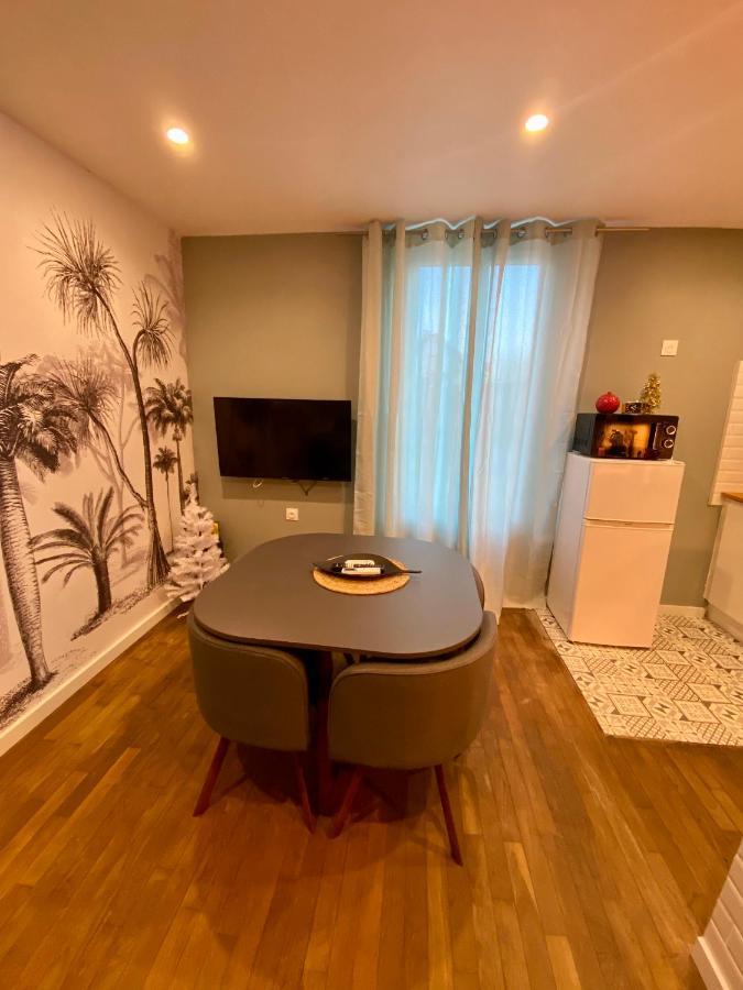 شقة T2 Cosy / Quartier Calme / Magasins D'Usine A Proximite Saint-Julien-les-Villas المظهر الخارجي الصورة