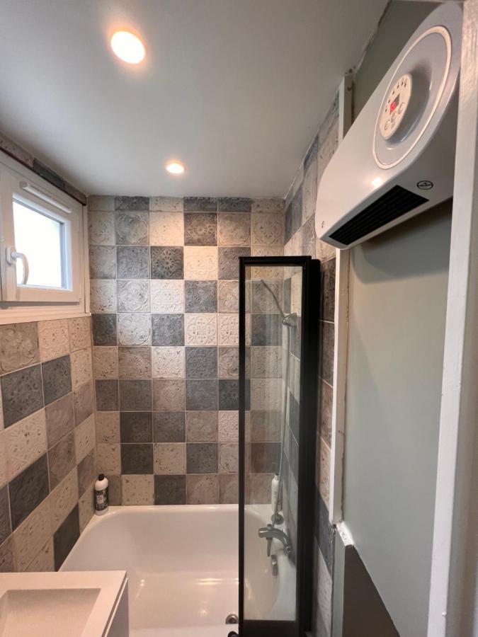 شقة T2 Cosy / Quartier Calme / Magasins D'Usine A Proximite Saint-Julien-les-Villas المظهر الخارجي الصورة